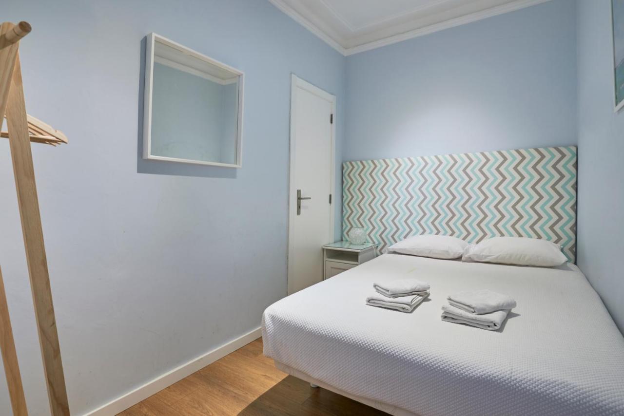 Elegant Riverview Apartment In Historical リスボン エクステリア 写真